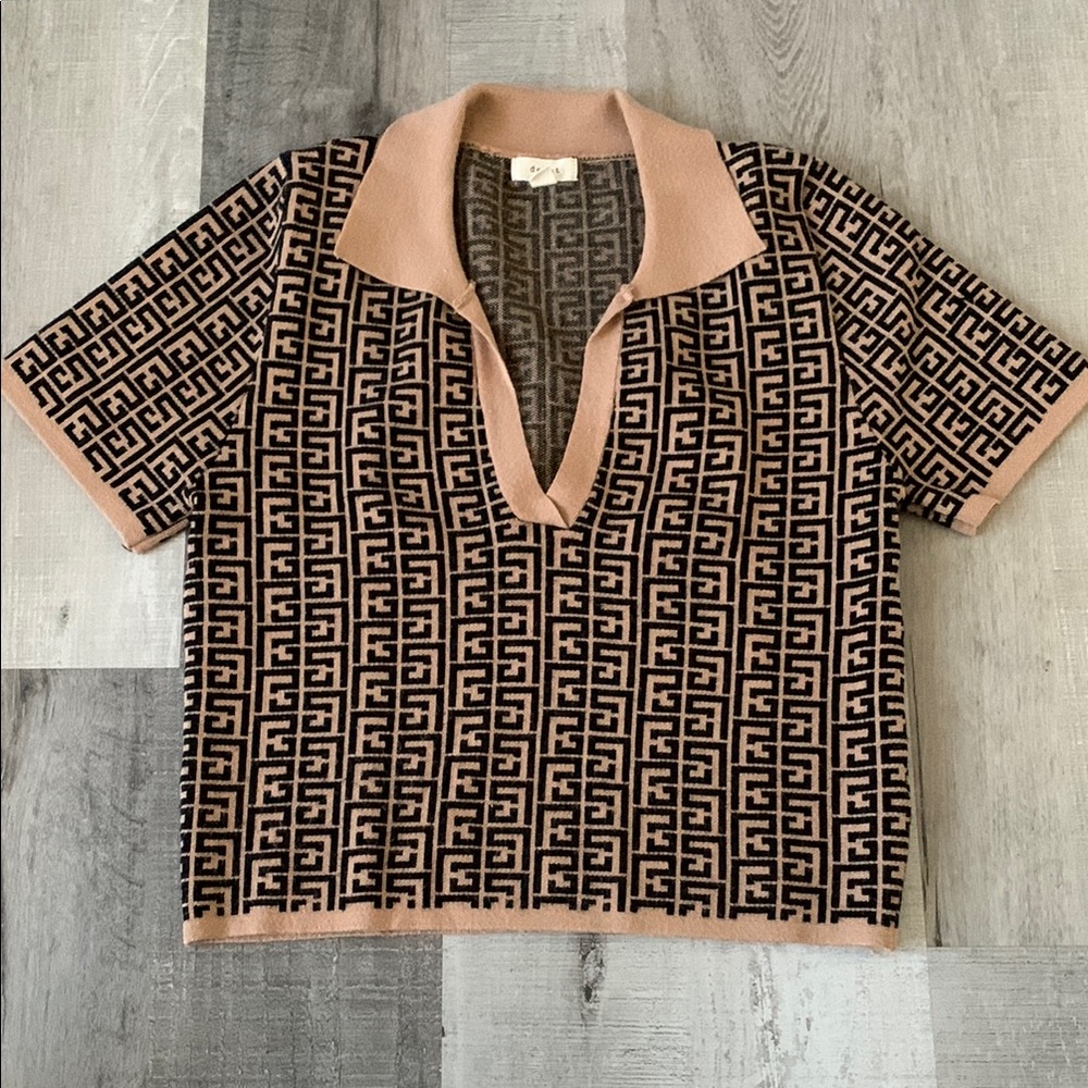 🟢3 for $20———DEBUT Beige and Black Patterned Knit Top Women’s sz L